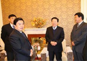 2009年11月10日，時(shí)任全國政協(xié)副主席、中國文學(xué)藝術(shù)界聯(lián)合會(huì )主席孫家正在中華緣文化論壇上。