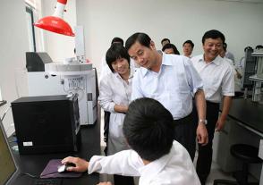 2011年7月20日，時(shí)任江蘇省副省長(cháng)史和平視察今世緣。